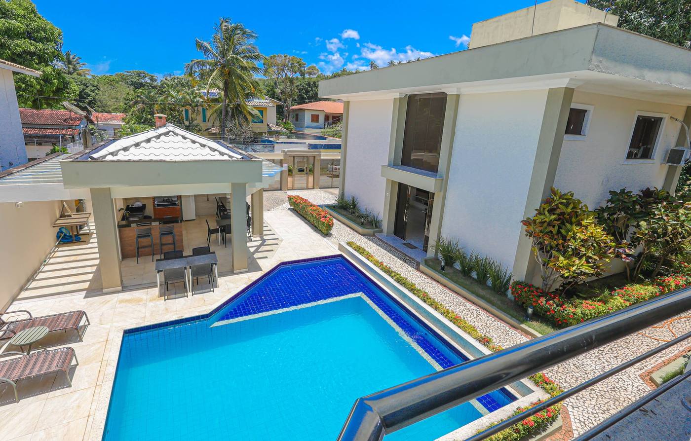 Piscina do Residencial João e Maria vista de cima